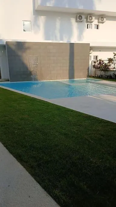En Plaza Center Penthouse Con 3 Terrazas En El Centro De Las Terrenas La Playa Esta A 5 Min A Pied 多米尼加共和国